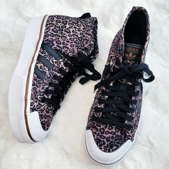 adidas Shoes - 💋LAST CHANCE💋 Adidas Nizza Platform Animal Print Sneakers size 8.5